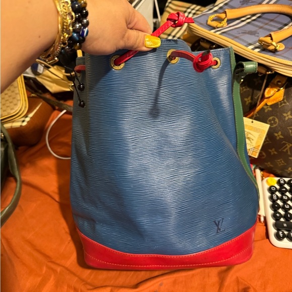 Louis Vuitton Handbags - Louis Vuitton Blue and Red Women's Bag